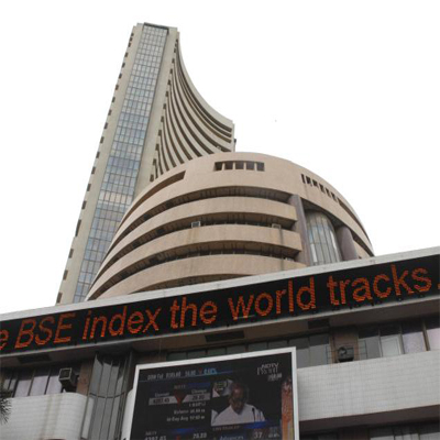 Sensex down 33 points in early trade ahead of expiry